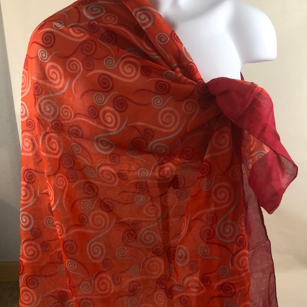 Cute swim suit wrap/ cover NWOT